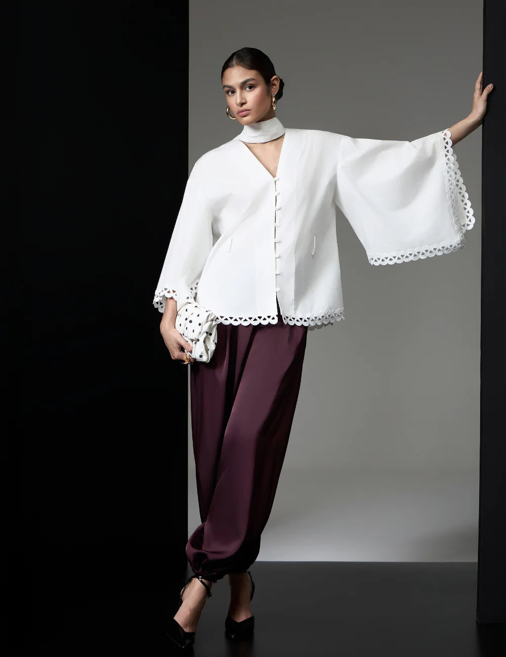 STRSS Off White Shirt with Raglan Sleeves