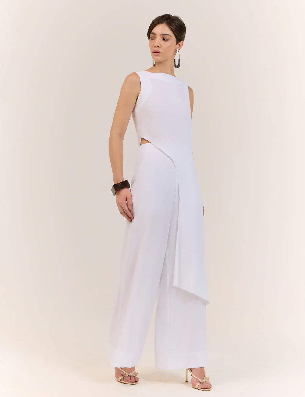 STRSS ASYMMETRIC WHITE SET