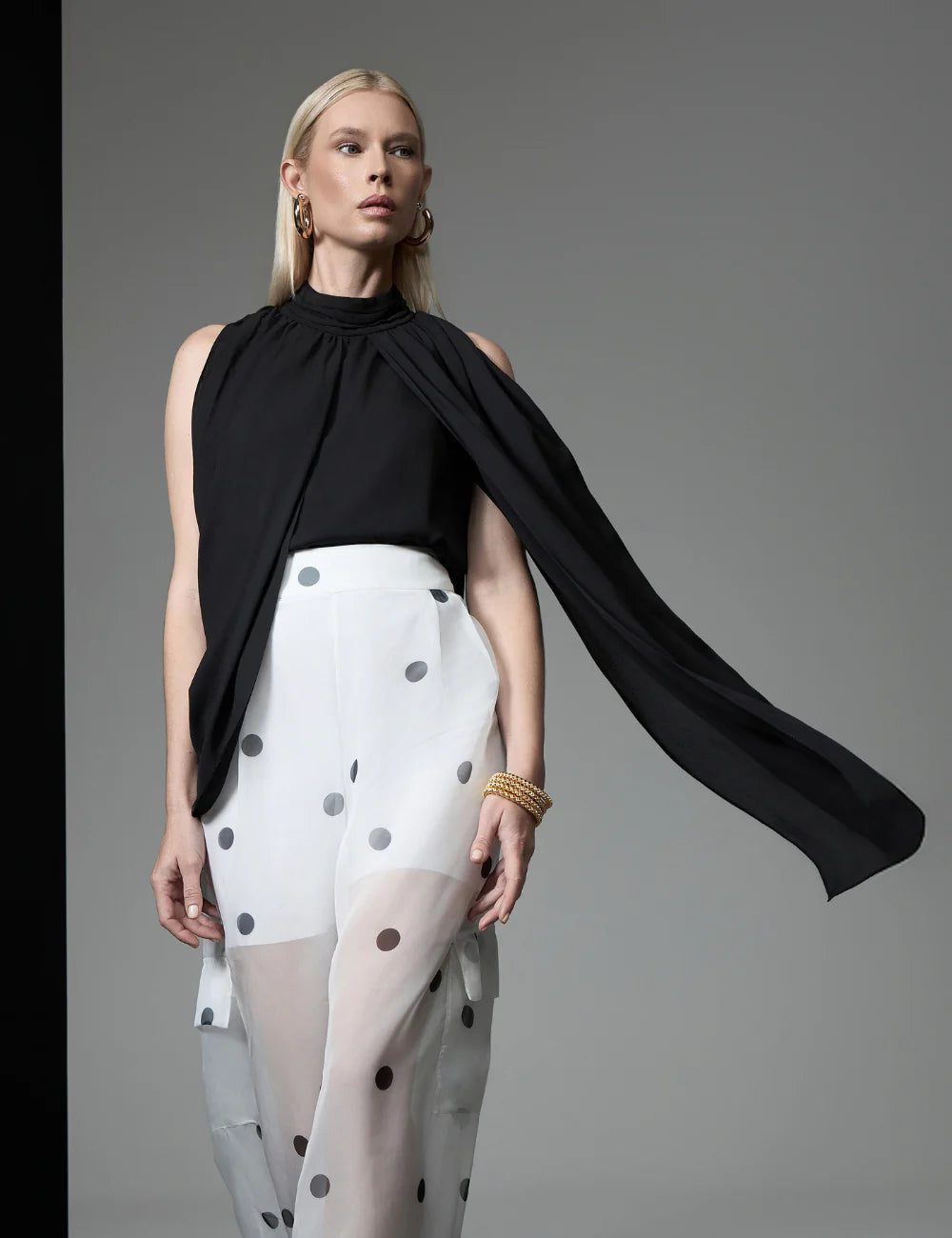 STRSS Sleeveless Cape Blouse