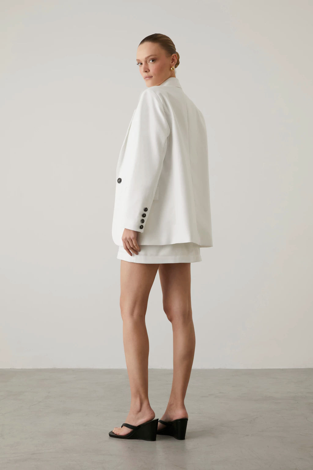 CLM Dani White Blazer