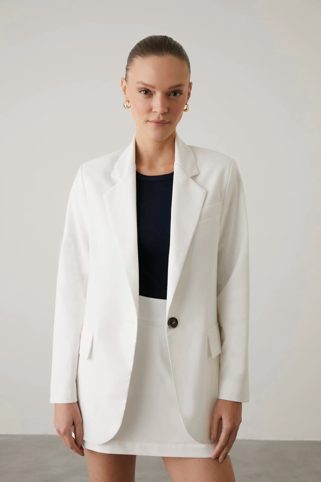 CLM Dani White Blazer