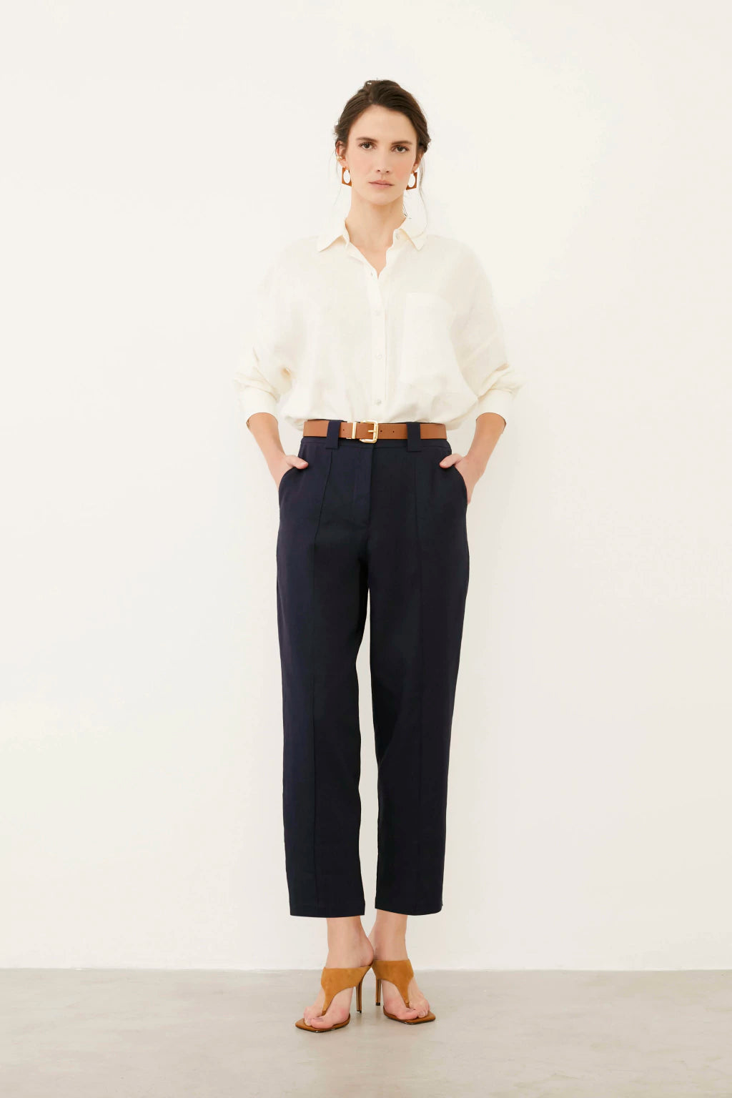 CLM Laura Visco Linen Off Shirt