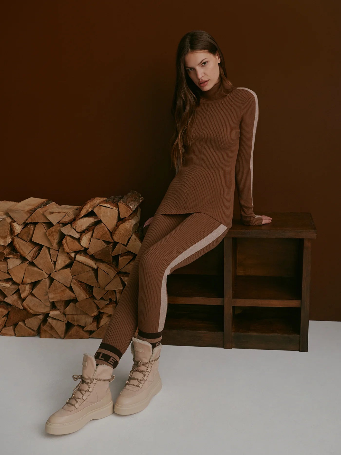 VLY Leopold Roll Neck Knit Brown