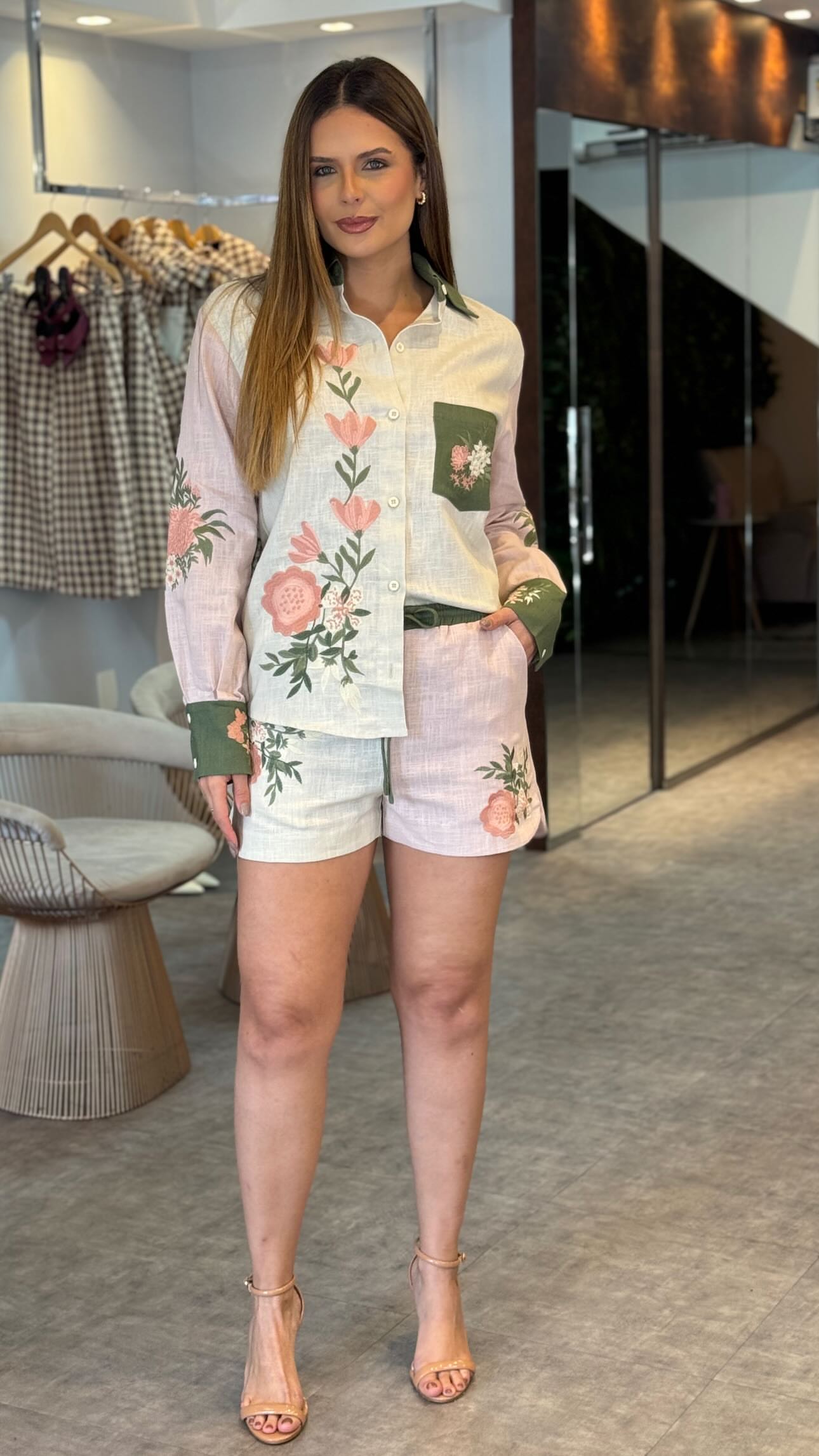 ANF Embroidered Sophistique Set