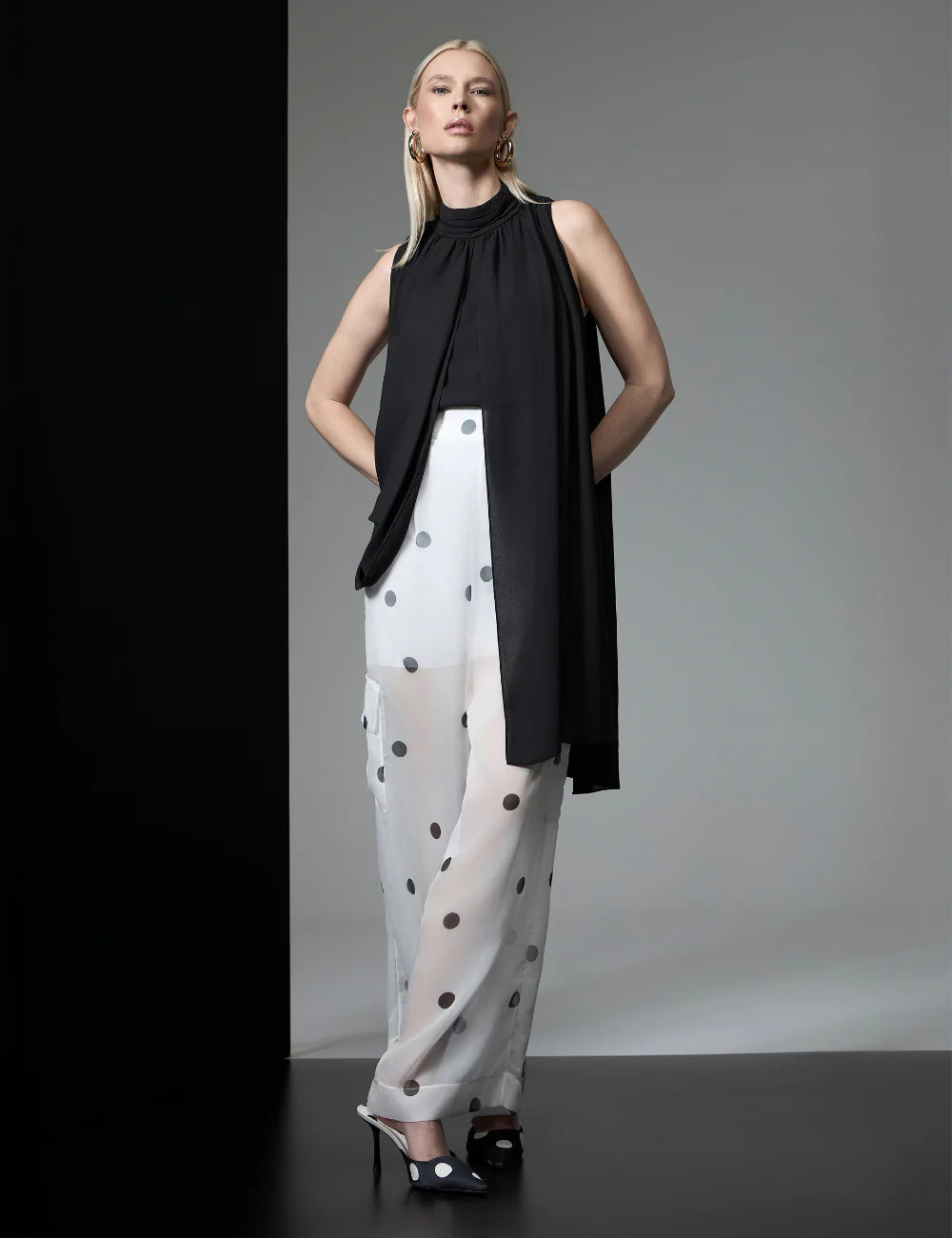 STRSS Sleeveless Cape Blouse