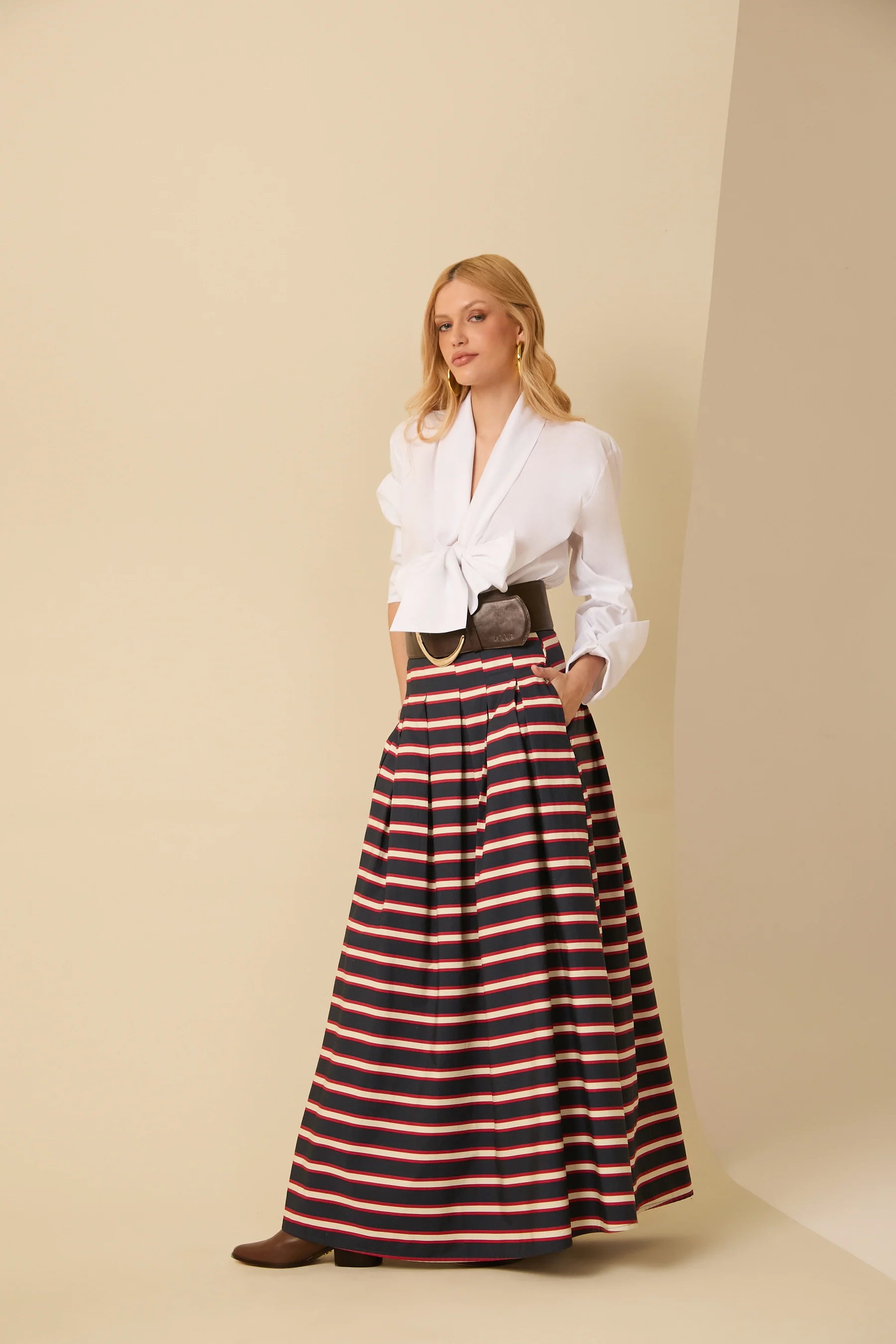 ANF Navy Midi Skirt