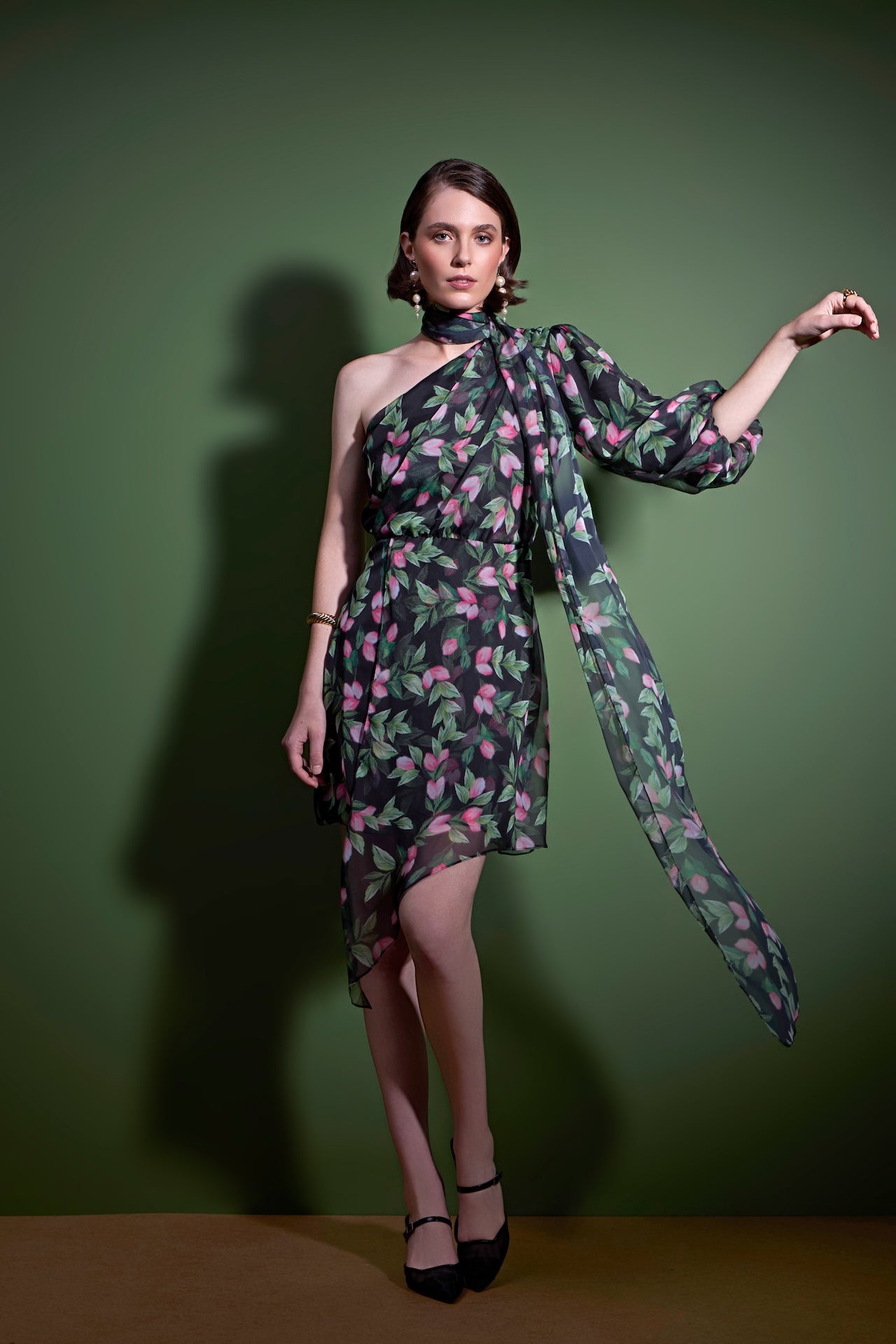 STRSS Short Slik Flower Dress