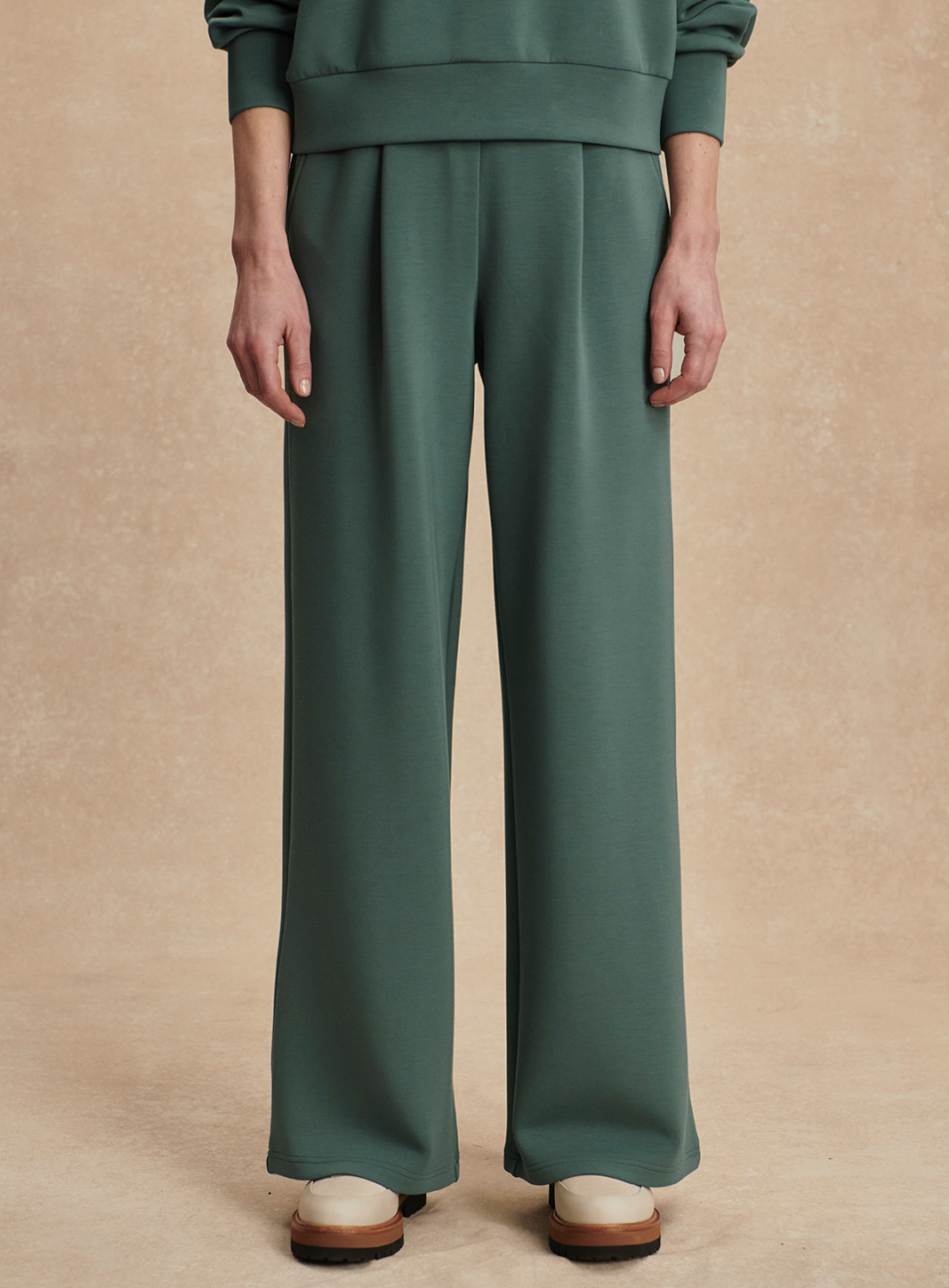 VLY The Extra Wide Leg Pants Green Forest