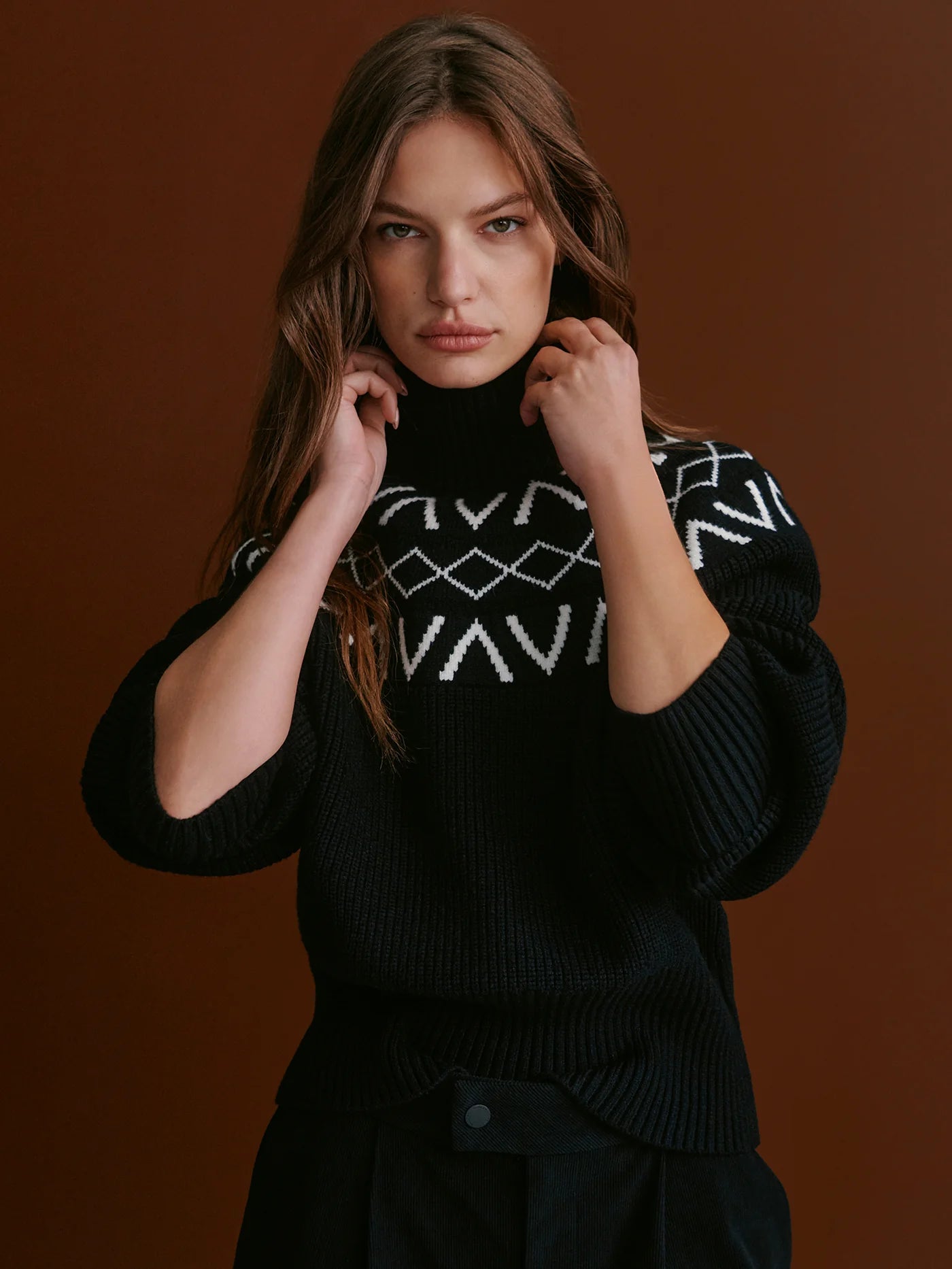 VLY Marcie Yoke Knit Black